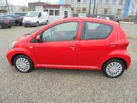 Gebraucht Toyota Aygo Cool 68 PS (50 kW) 2007 Rot Kleinwagen