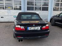Gebraucht BMW 320 Cabriolet Performance 170 PS (125 kW) 2001 Schwarz Cabrio