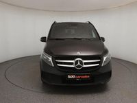 Gebraucht Mercedes V300 174 PS (127 kW) 2024 Schwarz Van / Kleinbus