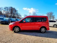 Gebraucht Ford Tourneo Connect Titanium 120 PS (88 kW) 2020 Rot Van / Kleinbus