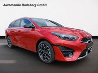 Neu Kia Ceed Sportswagon 140 PS (102 kW) 2025 Rot Kombi