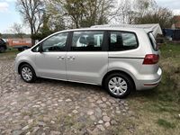 Gebraucht VW Sharan 140 PS (102 kW) 2013 Silber Van / Kleinbus