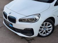 Gebraucht BMW 225 Active Tourer iPerformance 224 PS (164 kW) 2018 Weiß Van / Kleinbus