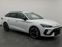 Neu Cupra Leon 204 PS (150 kW) 2025 Glacier white metallic Kombi