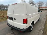Gebraucht VW Transporter 150 PS (110 kW) 2021 Weiß Van