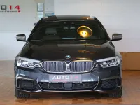 Gebraucht BMW 550 400 PS (294 kW) 2018 Sophistograu Kombi