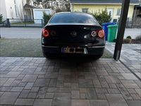 Gebraucht VW Passat Comfortline 122 PS (89 kW) 2010 Grau Limousine