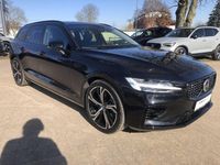 Gebraucht Volvo V60 Plus 349 PS (256 kW) 2025 Onyx black / metallic Kombi