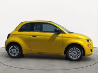 Neu Fiat 500 Pop 65 PS (47 kW) 2026 Gelb Cabrio