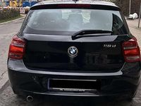 Gebraucht BMW 118 143 PS (105 kW) 2014 Schwarz Kleinwagen