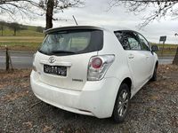 Gebraucht Toyota Verso Edition 126 PS (92 kW) 2010 Weiß Van / Kleinbus