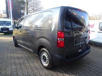 Gebraucht Citroën Jumpy 144 PS (105 kW) 2022 Grau metallic Van / Kleinbus