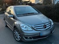 Gebraucht Mercedes B200 140 PS (102 kW) 2007 Grau Van / Kleinbus
