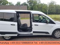 Gebraucht Ford Tourneo 120 PS (88 kW) 2017 Weiß Van / Kleinbus