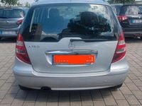 Second-hand Mercedes A150 2008 Argintiu Hatchback