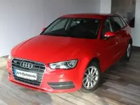 Gebraucht Audi A3 Attraction 150 PS (110 kW) 2014 Rot Limousine