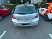 Gebraucht Opel Astra 116 PS (85 kW) 2010 Silber Kleinwagen