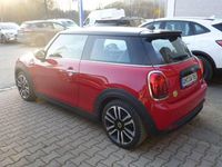 Gebraucht Mini Cooper SE Classic 135 kW (184 PS) 2021 Chili red Kleinwagen