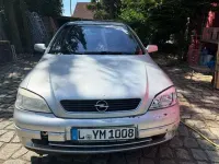 Gebraucht Opel Astra 101 PS (74 kW) 2004 Silber Limousine