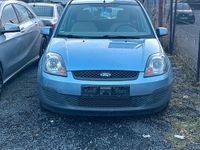 Gebraucht Ford Fiesta 100 PS (73 kW) 2008 Blau Kleinwagen