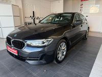 Gebraucht BMW 520 190 PS (139 kW) 2023 Sophistograu brillanteffekt Limousine