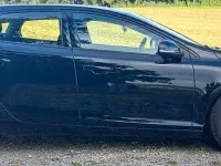 Gebraucht Volvo V40 122 PS (89 kW) 2018 Schwarz Limousine