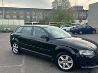 Używany Audi A3 Ambiente 125 KM (91 kW) 2010 Czarny Hatchback