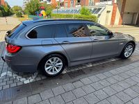 Gebraucht BMW 520 184 PS (135 kW) 2011 Grau Kombi