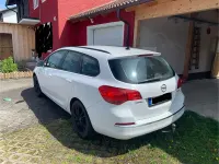 Usata Opel Astra Edition 110 CV (80 kW) 2015 Bianco Station wagon