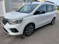 Używany Renault Kangoo Techno 116 KM (85 kW) 2023 Biały Minivan