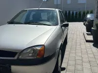 Gebraucht Ford Fiesta 50 PS (36 kW) 2001 Silber Kleinwagen