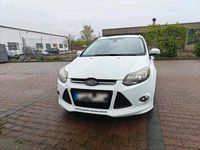Gebraucht Ford Focus Individual 140 PS (102 kW) 2014 Weiß Kombi