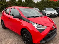 Gebraucht Toyota Aygo 72 PS (52 kW) 2021 Rot Kleinwagen
