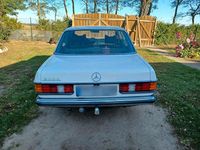 Gebraucht Mercedes E300 88 PS (64 kW) 1979 Weiß Limousine