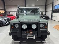 Gebraucht Land Rover Defender 122 PS (89 kW) 2012 Grün SUV