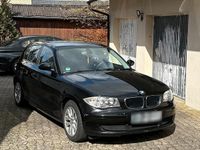 Gebraucht BMW 118 143 PS (105 kW) 2009 Schwarz Kleinwagen