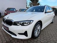 Gebraucht BMW 320e 190 PS (139 kW) 2021 Alpinweiss iii Kombi