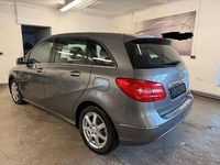 Gebraucht Mercedes B180 122 PS (89 kW) 2014 Grau Van / Kleinbus