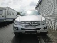 Gebraucht Mercedes ML420 306 PS (225 kW) 2008 Silber SUV