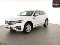 Gebraucht VW Touareg Elegance 231 PS (169 kW) 2022 Pure white SUV