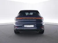 Gebraucht Porsche Cayenne Turbo E-Hybrid 740 PS (544 kW) 2024 Blau SUV