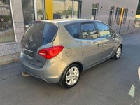 Gebraucht Opel Meriva Innovation 140 PS (102 kW) 2011 Braun Van / Kleinbus