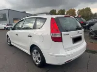 Gebraucht Hyundai i30 109 PS (80 kW) 2013 Weiß Kombi