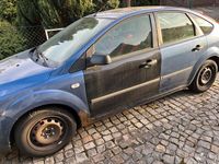 Second-hand Ford Focus 74 CP (54 kW) 2004 Albastru Berlinǎ