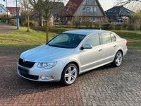 Gebraucht Skoda Superb 160 PS (117 kW) 2009 Silber Limousine