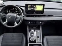 Gebraucht Mitsubishi Outlander P-HEV Edition 306 PS (225 kW) 2025 Basaltgrau (metallic) SUV
