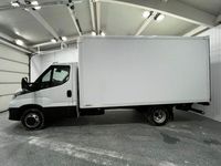 Second-hand Iveco Daily 156 CP (114 kW) 2024 Alb Van