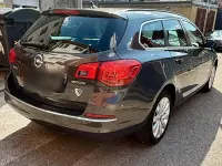 Gebraucht Opel Astra Sport 139 PS (102 kW) 2014 Grau Kombi