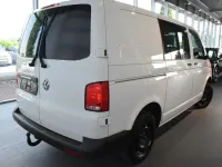 Gebraucht VW Transporter 150 PS (110 kW) 2023 Candy weiß Van