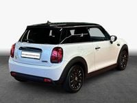 Gebraucht Mini Cooper SE Classic 135 kW (184 PS) 2023 Nanuq white metallic Kleinwagen